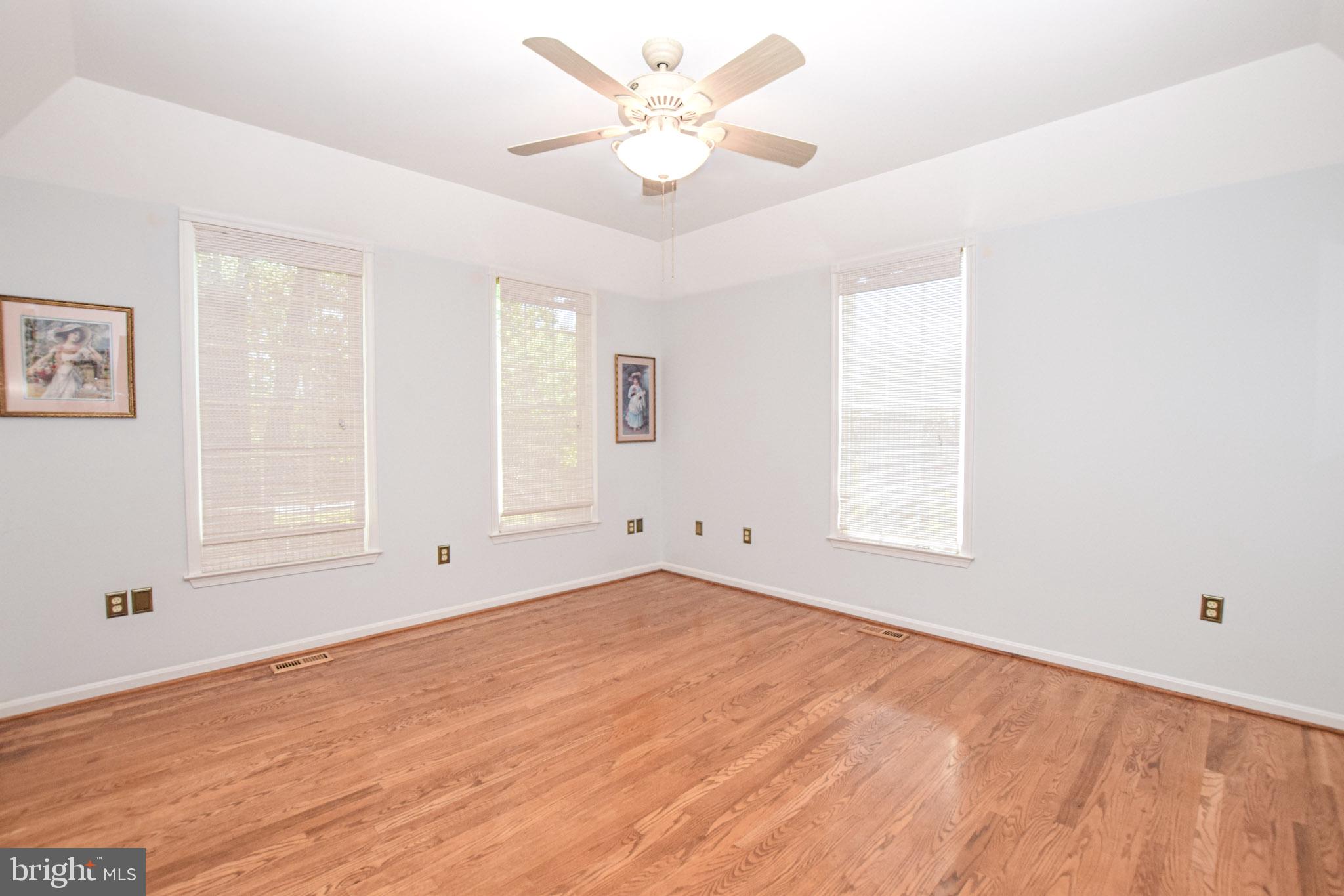 CRESCENT HILLS ESTATES - Residential