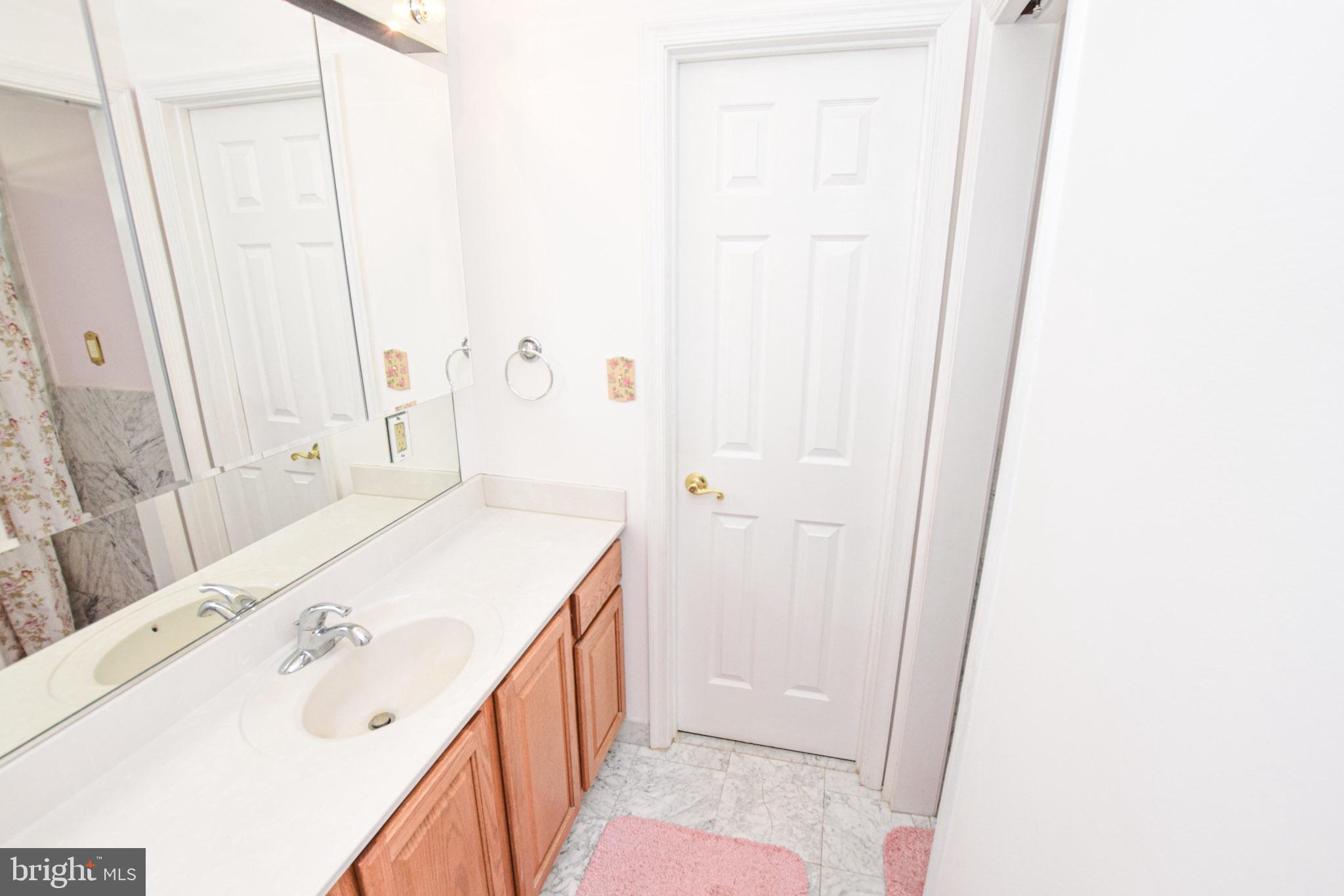 CRESCENT HILLS ESTATES - Residential