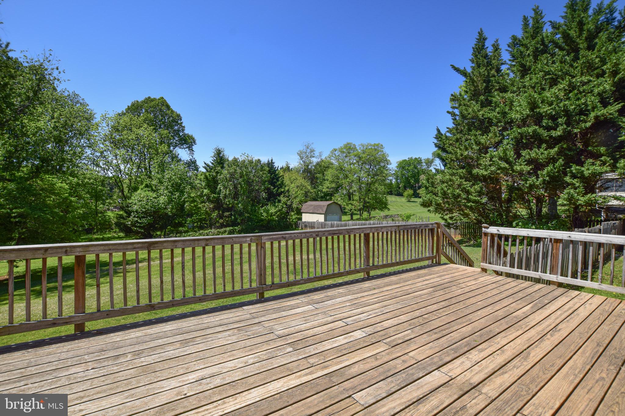 CRESCENT HILLS ESTATES - Residential
