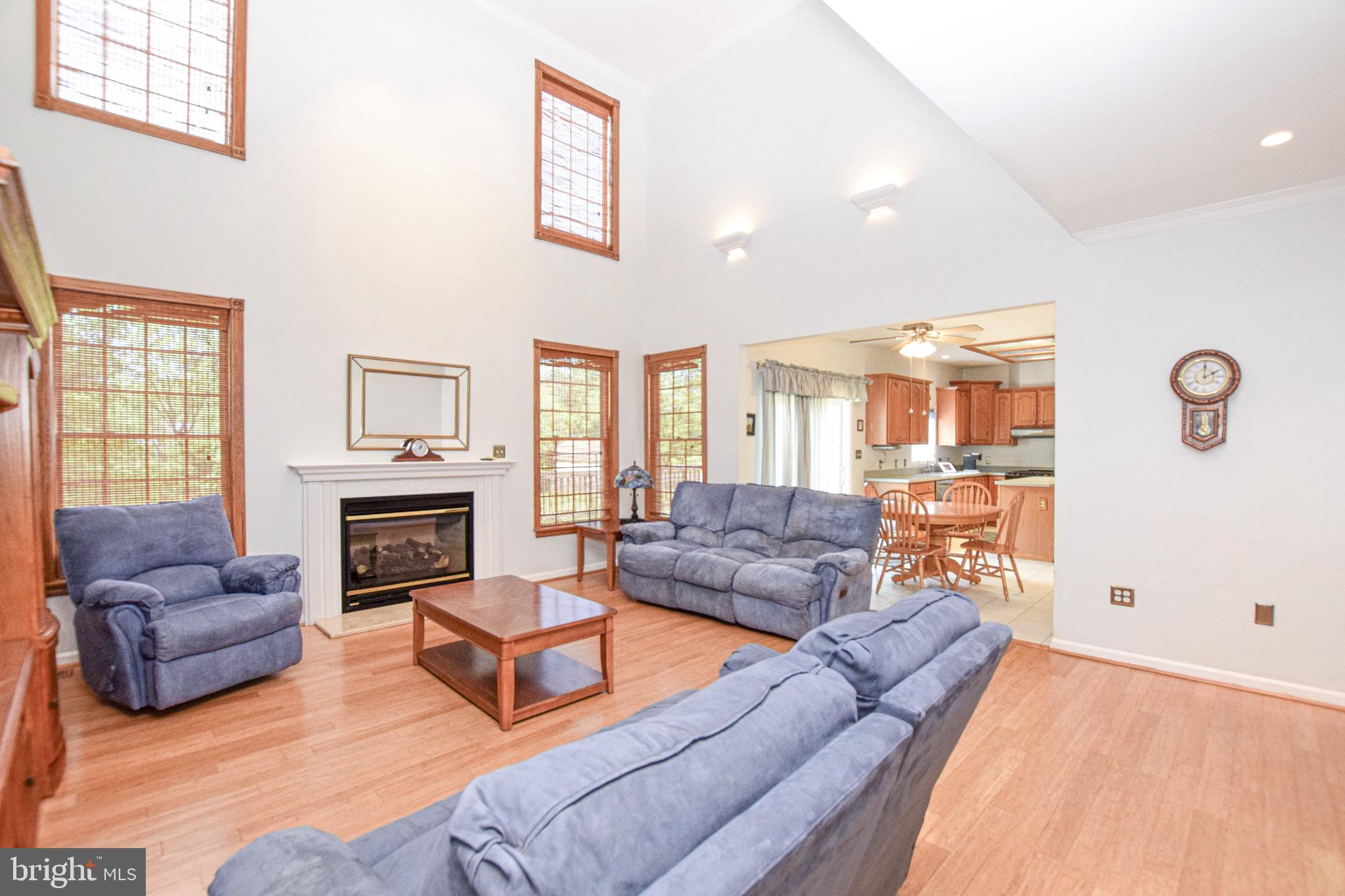 CRESCENT HILLS ESTATES - Residential