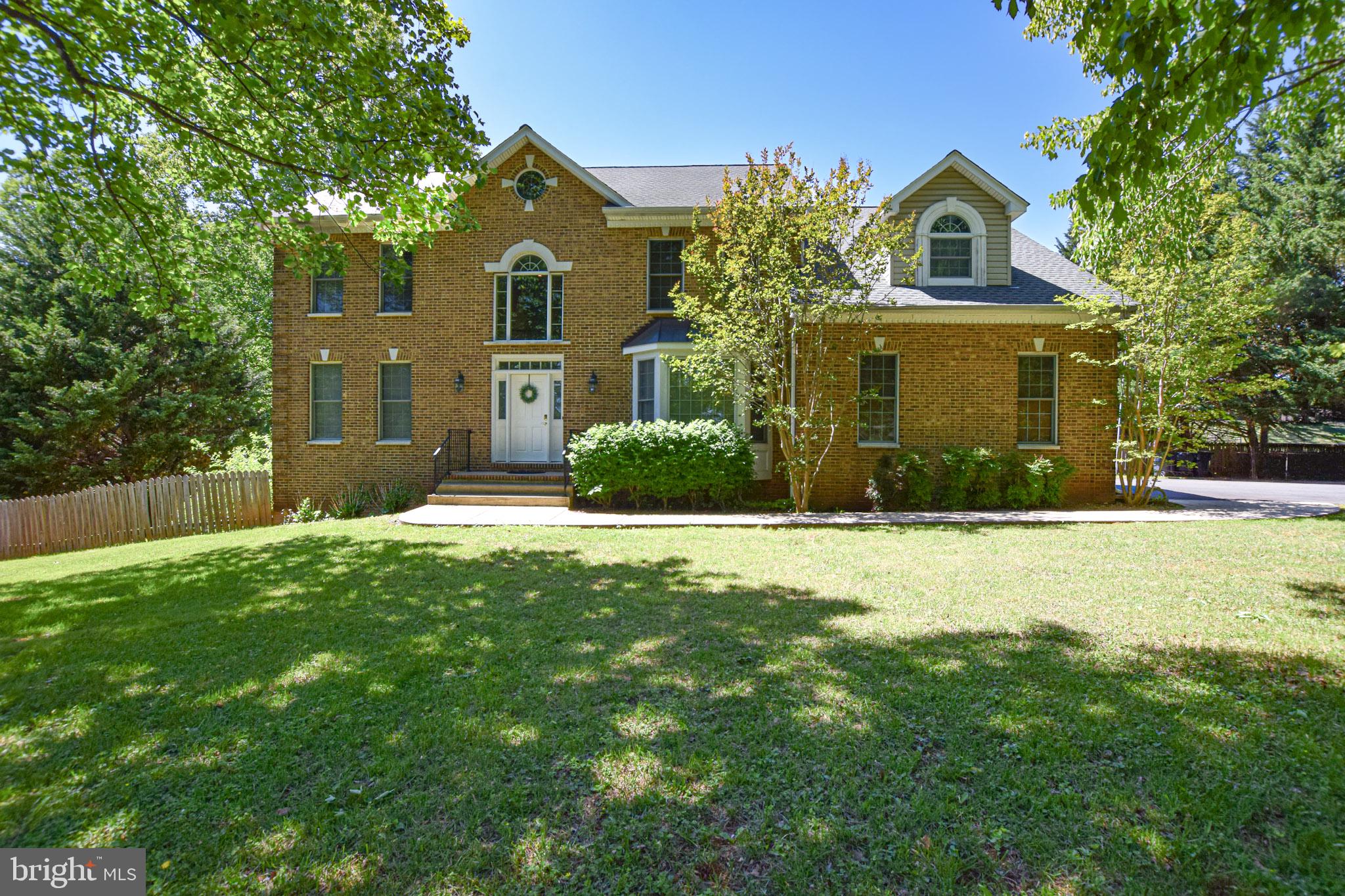 CRESCENT HILLS ESTATES - Residential