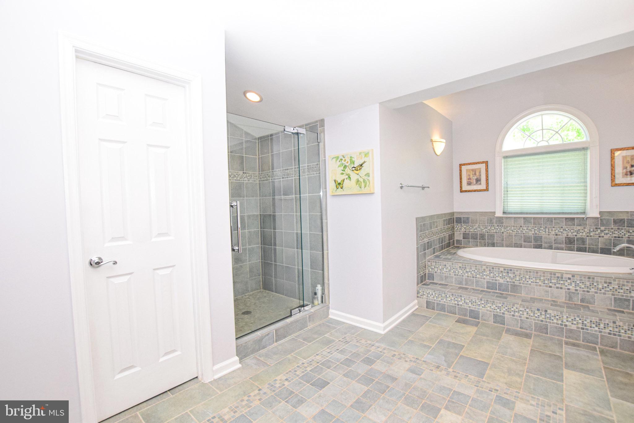 CRESCENT HILLS ESTATES - Residential