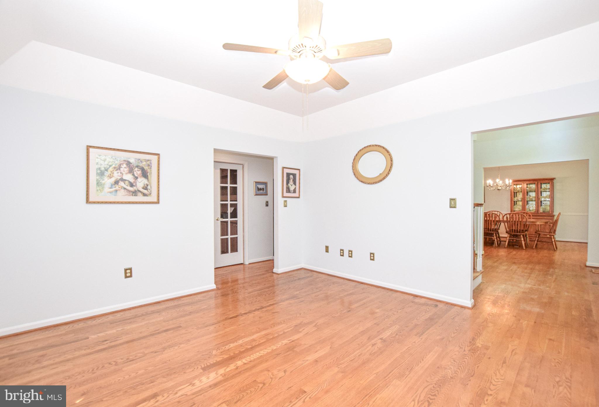CRESCENT HILLS ESTATES - Residential