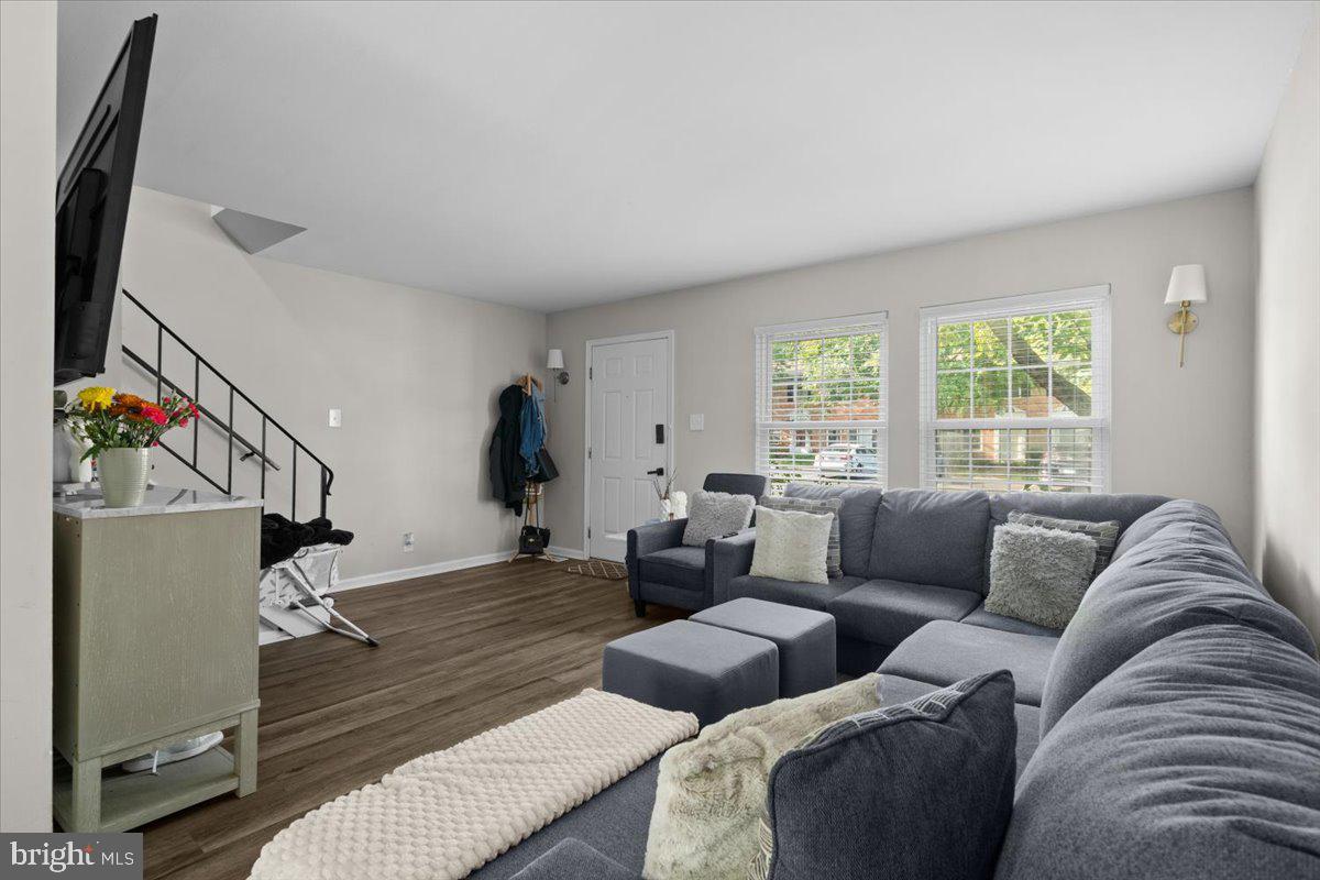 312 E CORNELL DRIVE E 167