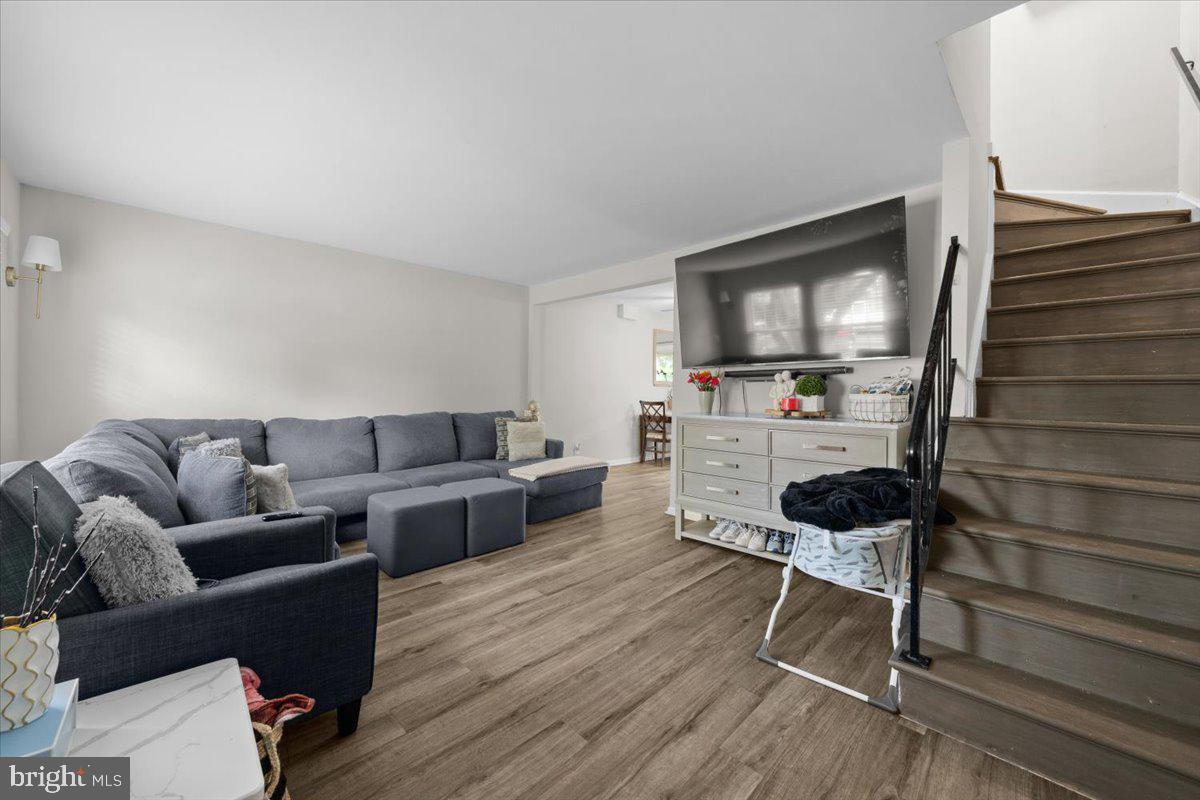 312 E CORNELL DRIVE E 167