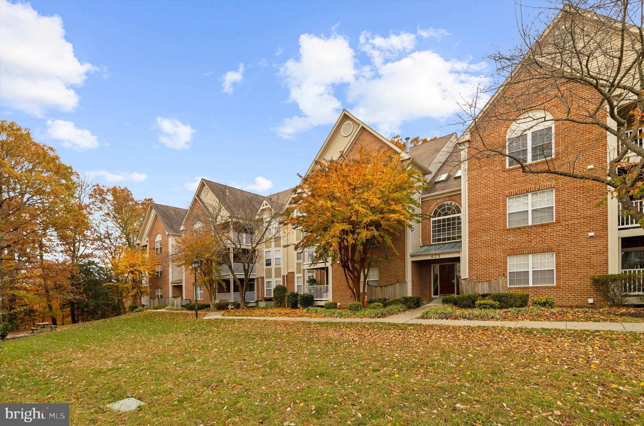 ADMIRAL REACH AT HARBOUR GATES - Residential Lease