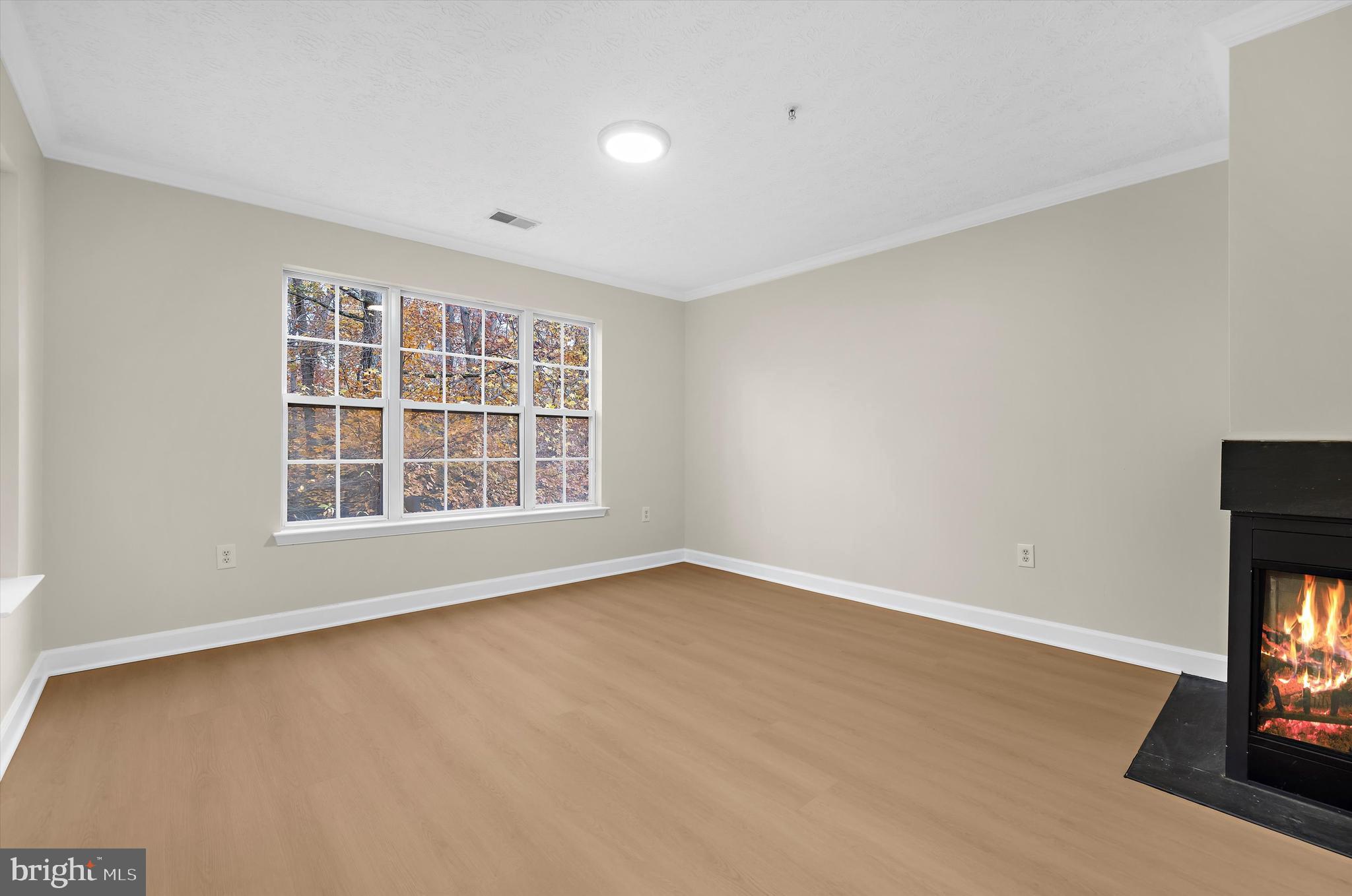 ADMIRAL REACH AT HARBOUR GATES - Residential Lease