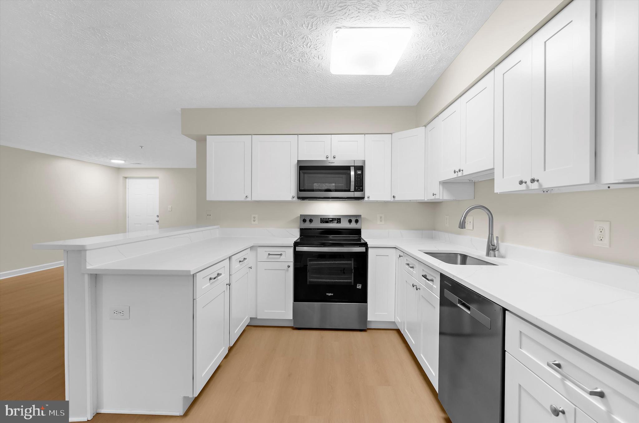 ADMIRAL REACH AT HARBOUR GATES - Residential Lease