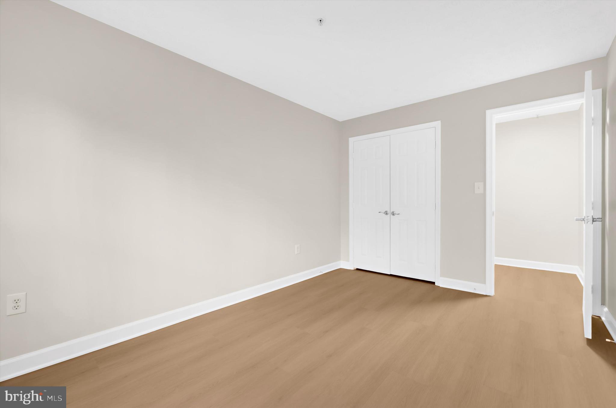 ADMIRAL REACH AT HARBOUR GATES - Residential Lease