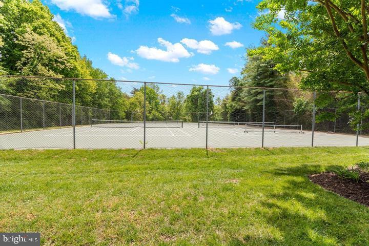 ADMIRAL REACH AT HARBOUR GATES - Residential Lease