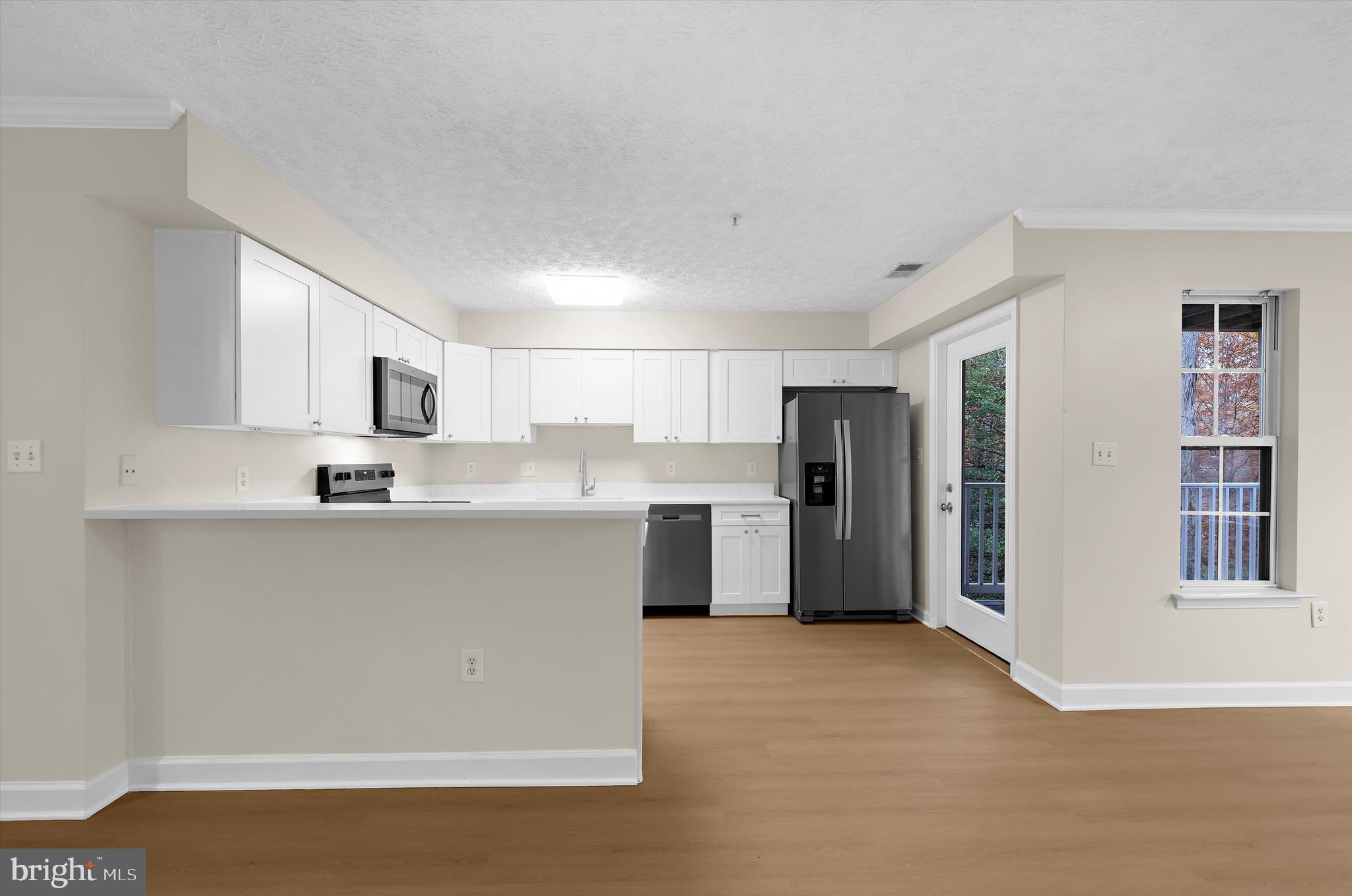 ADMIRAL REACH AT HARBOUR GATES - Residential Lease