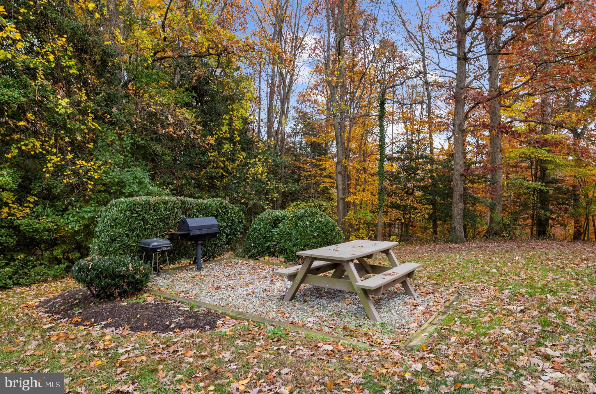 ADMIRAL REACH AT HARBOUR GATES - Residential Lease