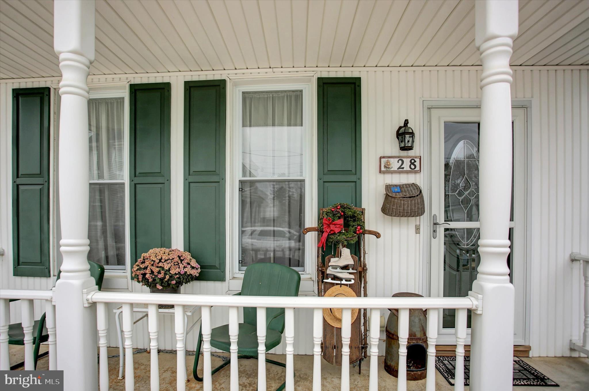 28 S WASHINGTON STREET