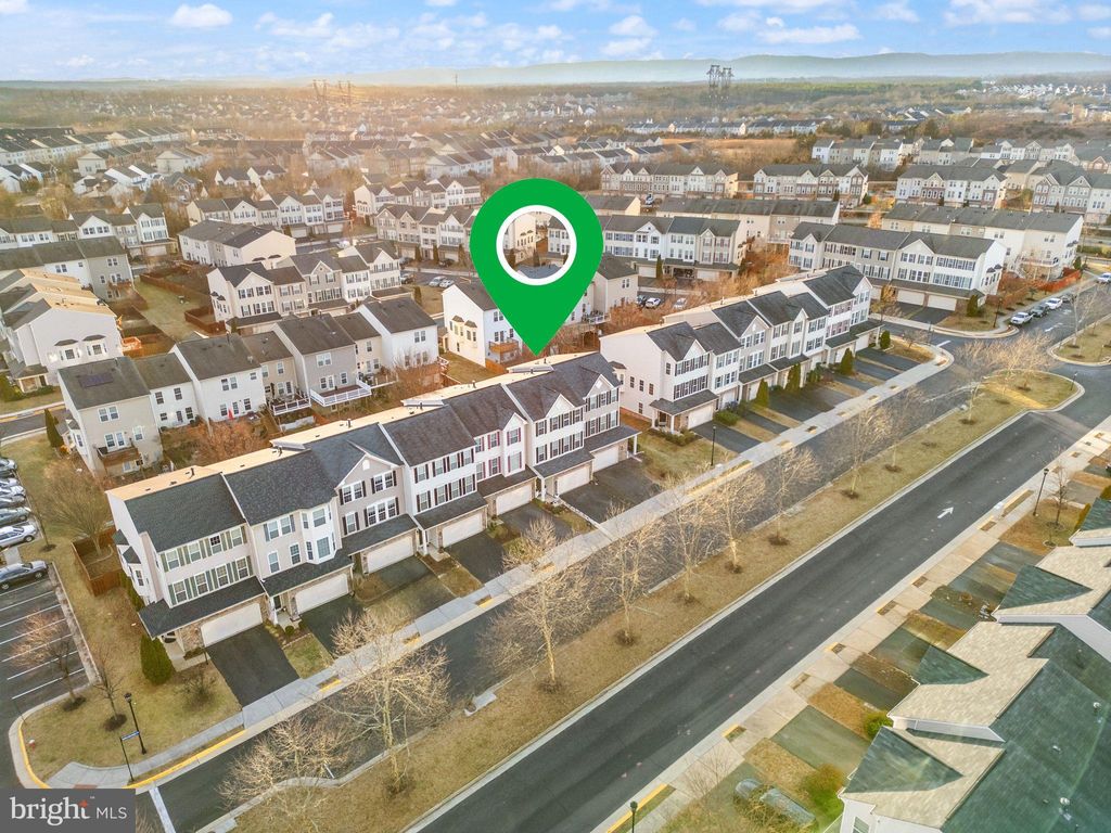 Photo of 41919 Moreland Mine Terrace, ALDIE, VA 20105 (MLS # VALO2113990)