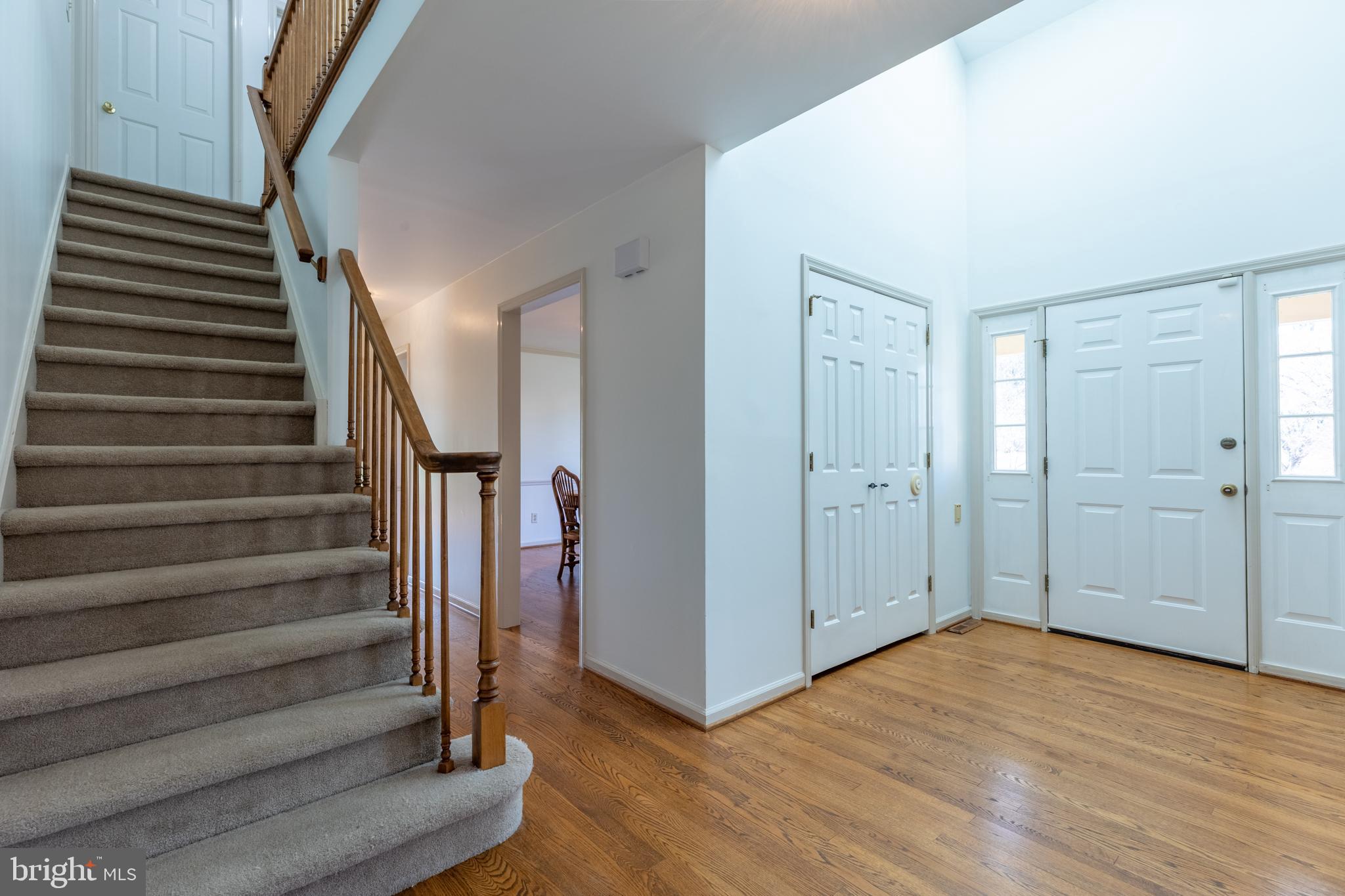 4 RUNNING BROOK LANE