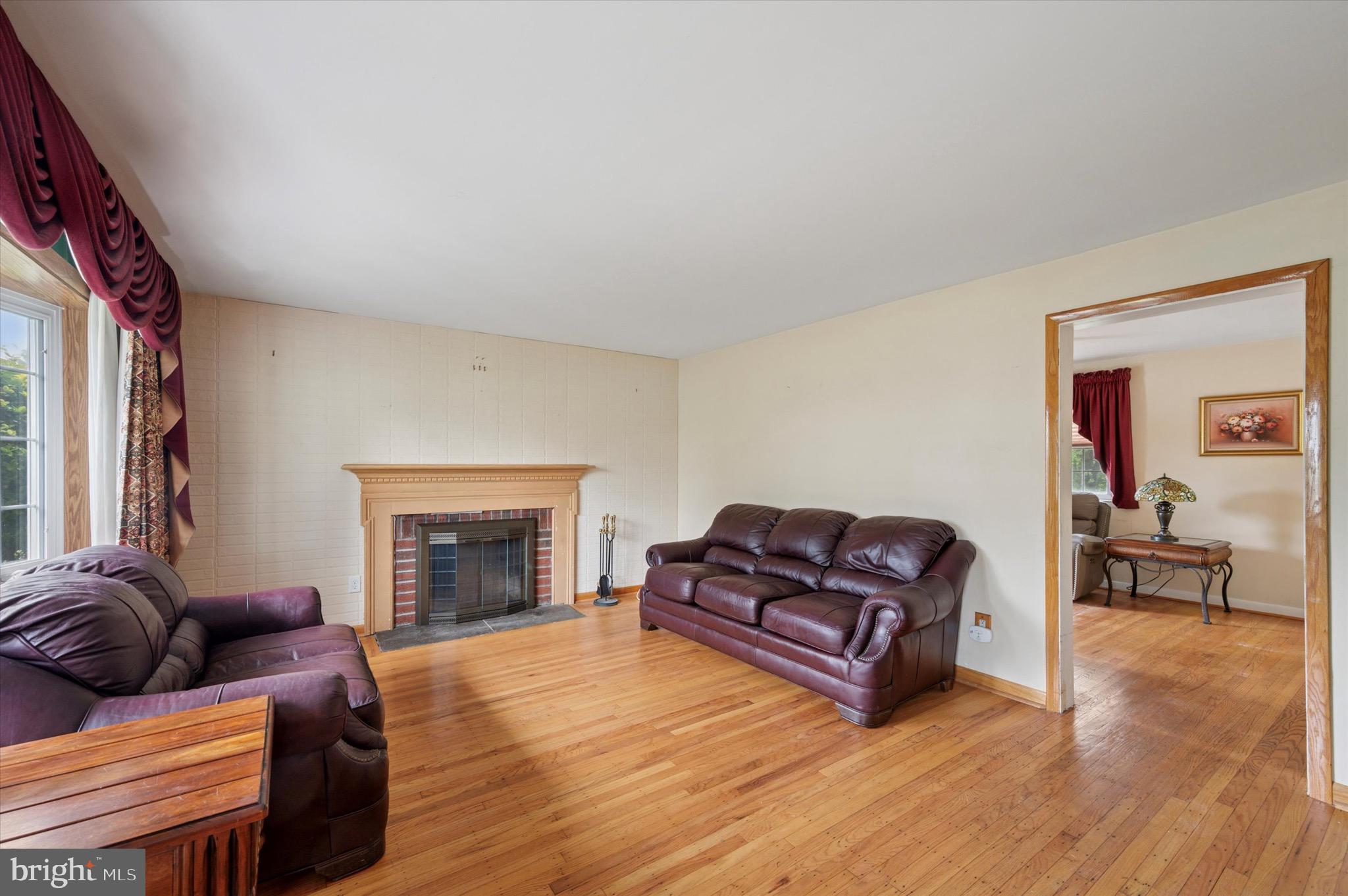 4950 JEFFERSON DRIVE