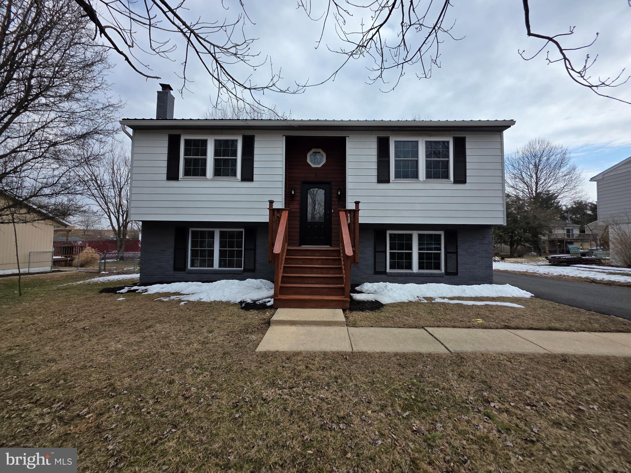HOLLY HALL TERRACE - Residential