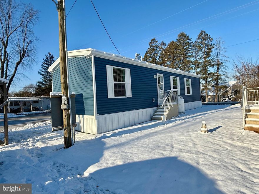 Welcome to this brand new home in Schuylkill township. This 2026 Northwood model by Redman offers peace of mind with a 1 year full warranty and 6 year limited manufactures warranty. The home features an open floor plan, modern finishes and energy efficient construction. The kitchen features a tile backsplash, stainless steel appliances and ample recessed lighting. Large windows throughout the home. The large bathroom has a walk in shower.  Space in the hallway for a stacked washer and dryer.  Bedrooms located on each end of the house. Great location with easy access to commuter routes, grocery stores, Charlestown Park and downtown amenities. Mockingbird Community has a monthly lot rent of $610 which includes sewer and trash. Pet restrictions apply, 2 pets allowed, only 1 dog under 30lbs for an additional $5 a month.  Buyers must be approved to live in the community. No rentals allowed.  Manufactured home financing available!