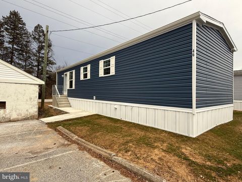 46 MOCKINGBIRD LANE PHOENIXVILLE PA 19460