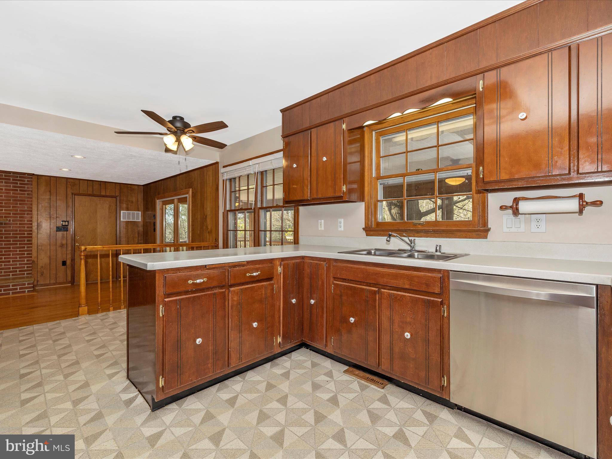 SPRING VIEW ESTATES - Residential