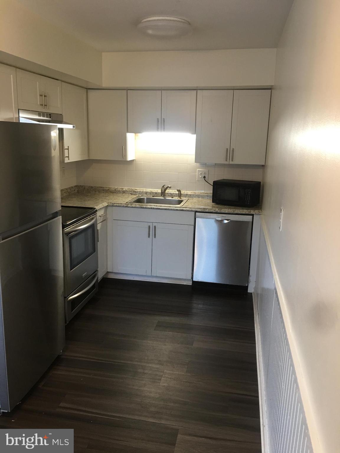 GREEN MEADOWS - Residential Lease