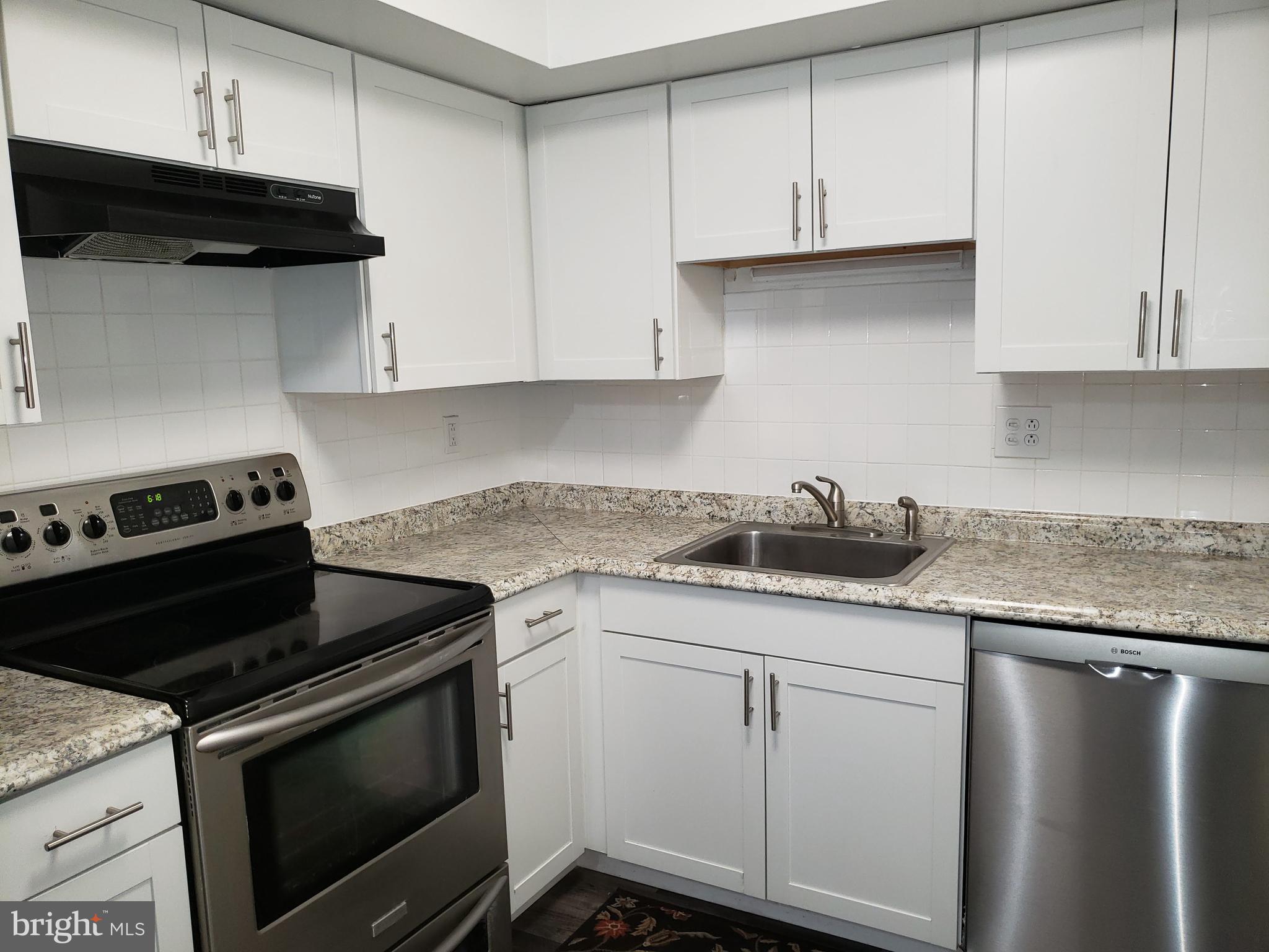 GREEN MEADOWS - Residential Lease