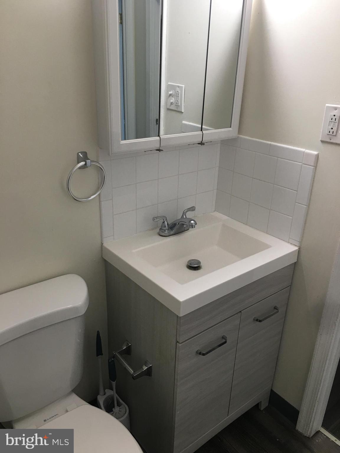 GREEN MEADOWS - Residential Lease