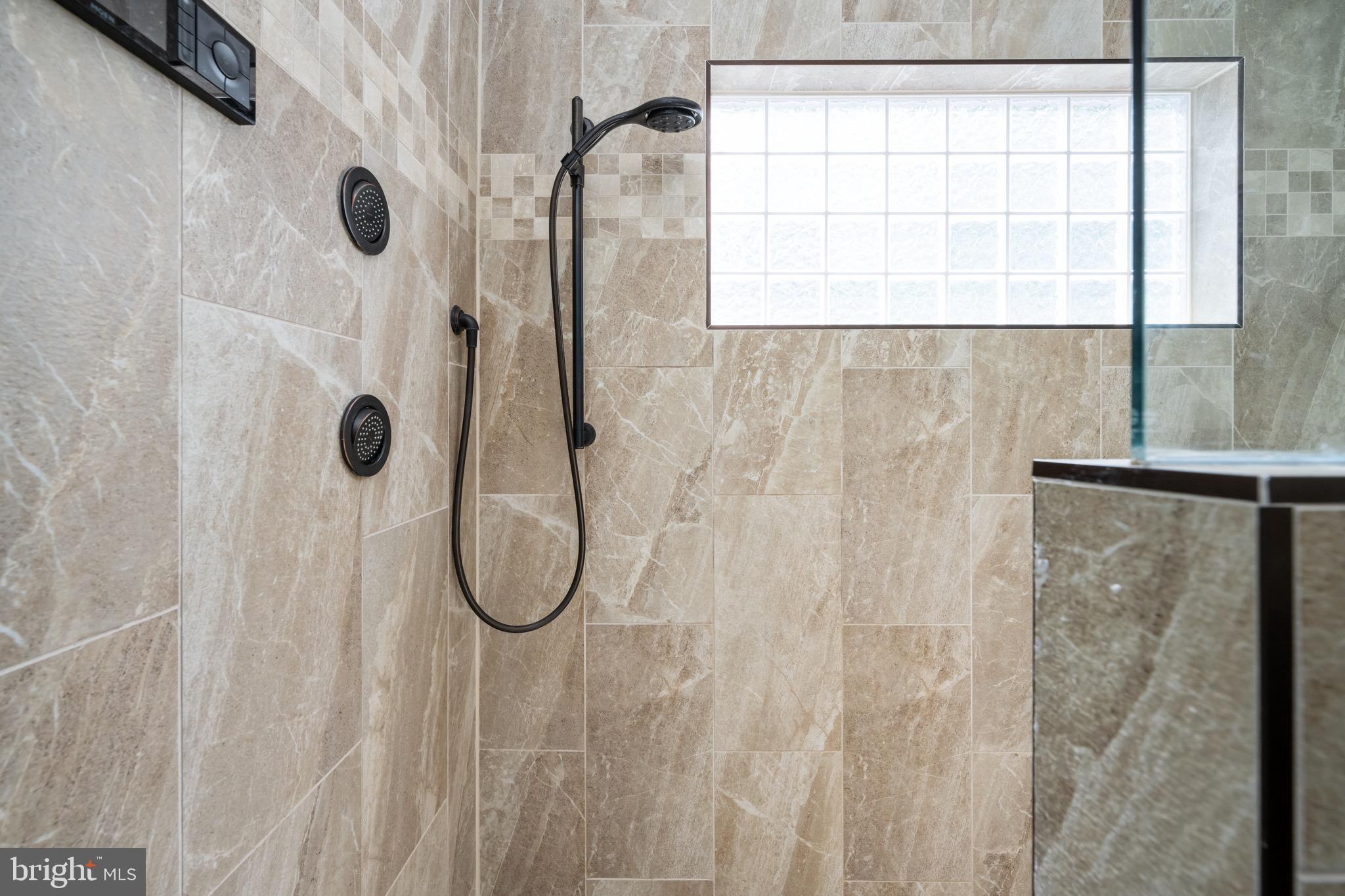 PENNINGTON ESTATES - Residential