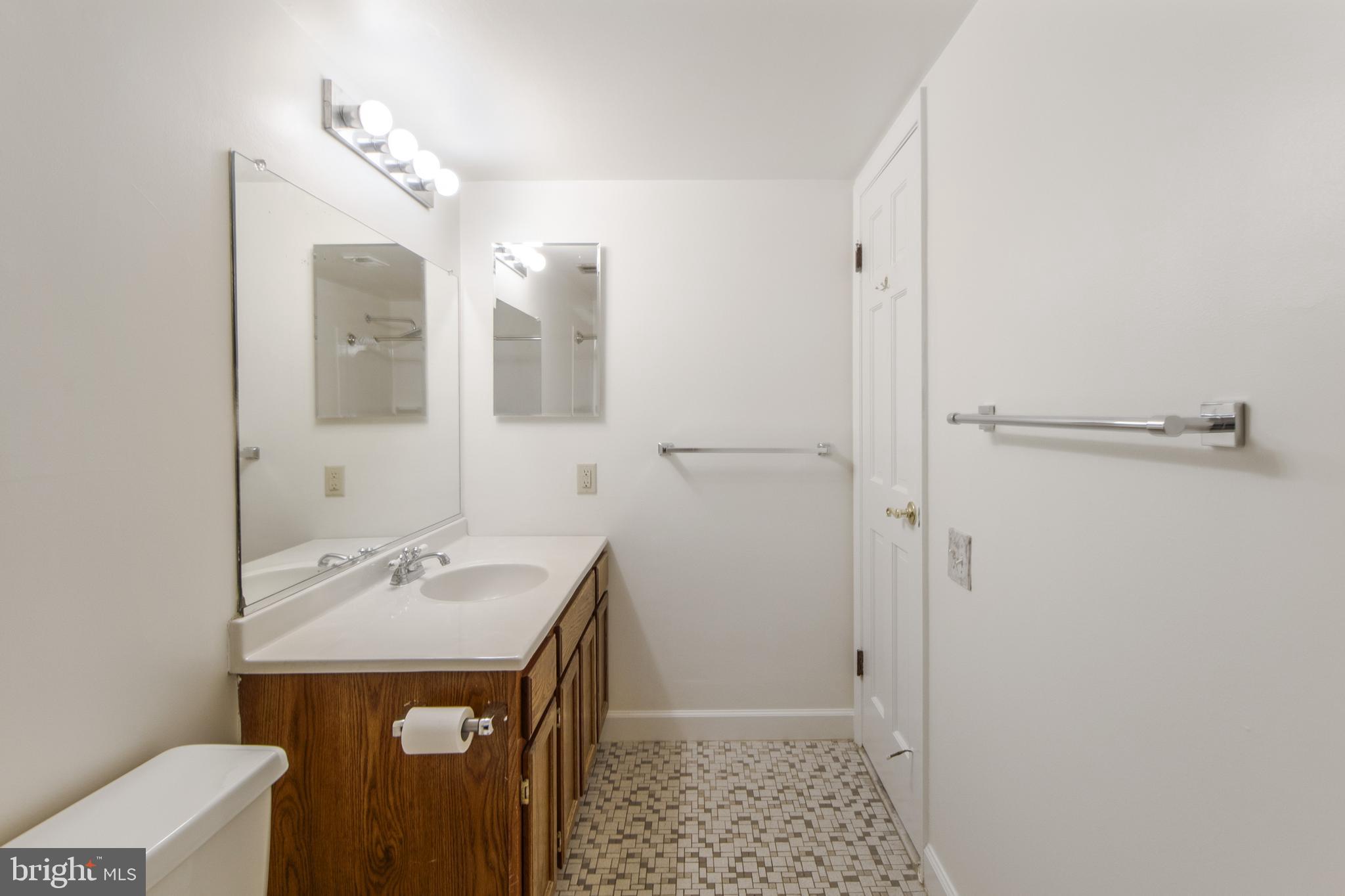 SEVERN HOUSE - Residential Lease