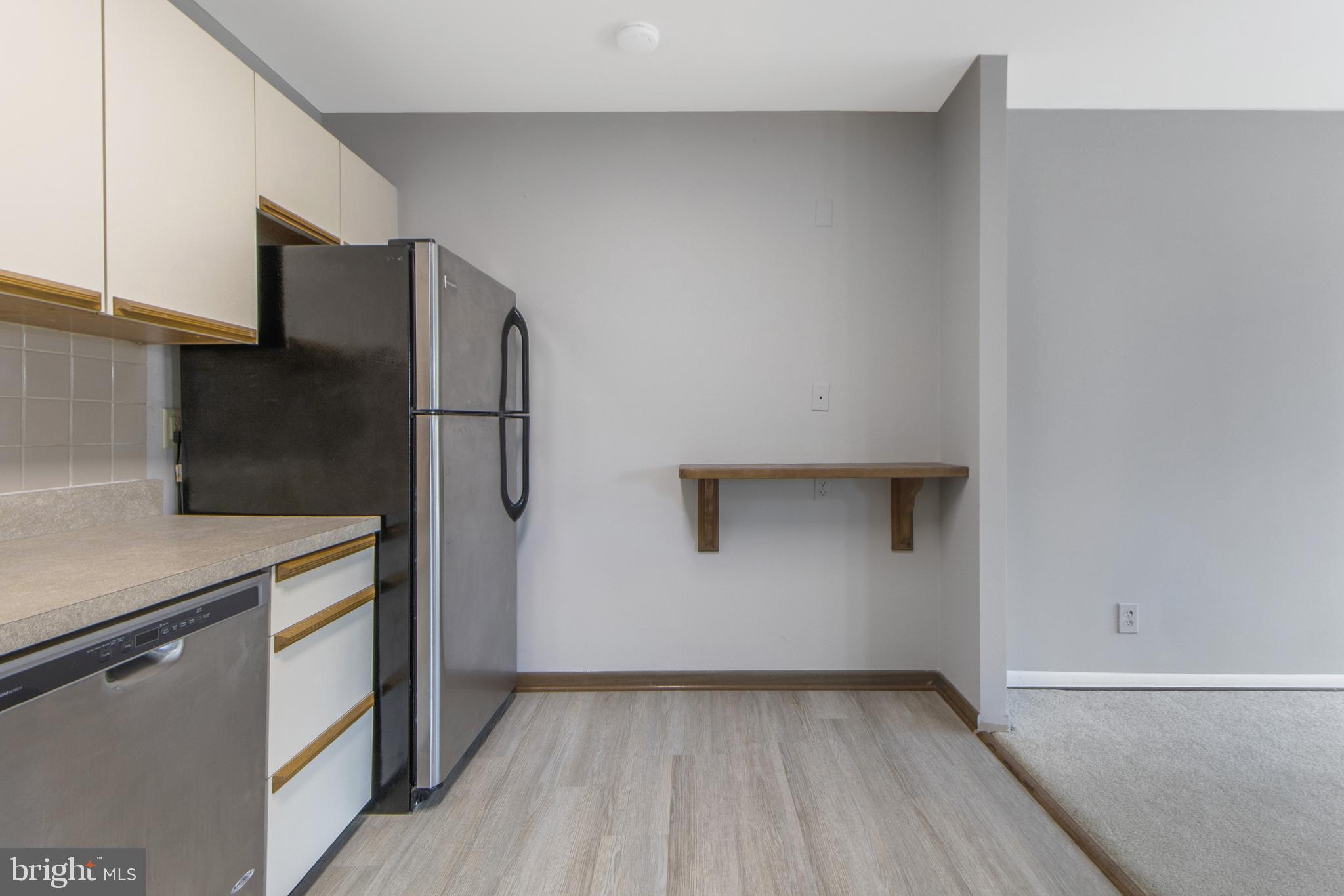 SEVERN HOUSE - Residential Lease