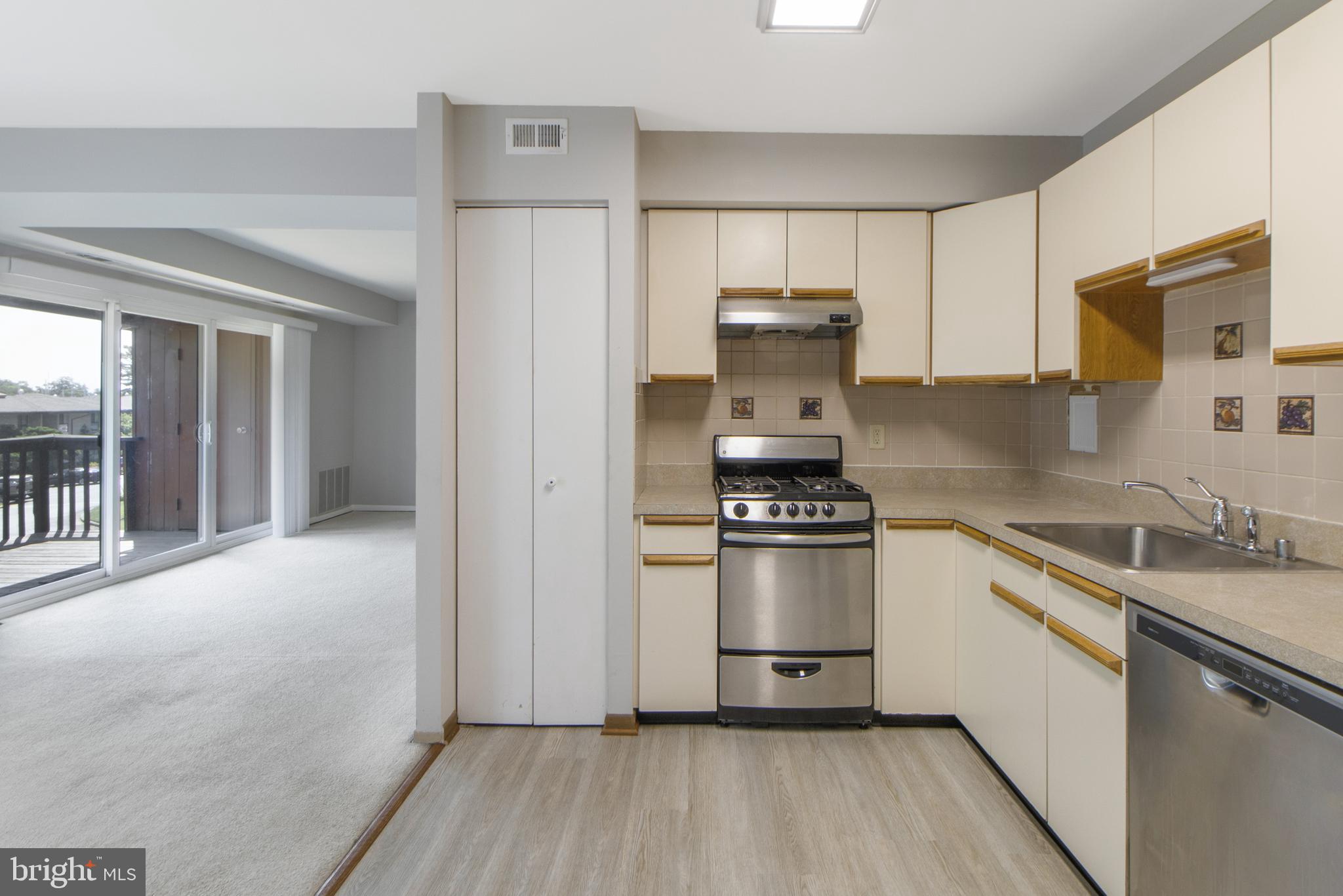 SEVERN HOUSE - Residential Lease