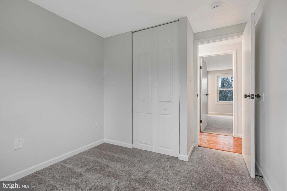 CLINTON WOODS - Residential Lease