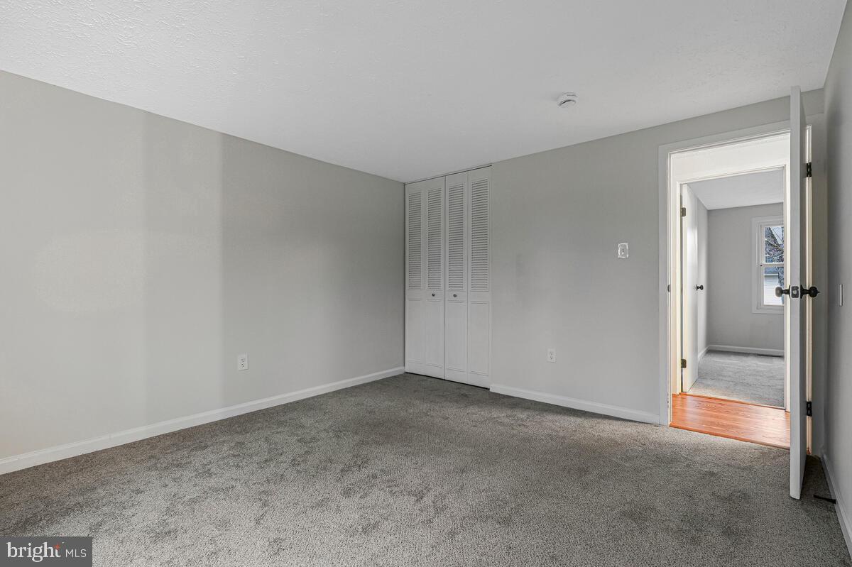 CLINTON WOODS - Residential Lease