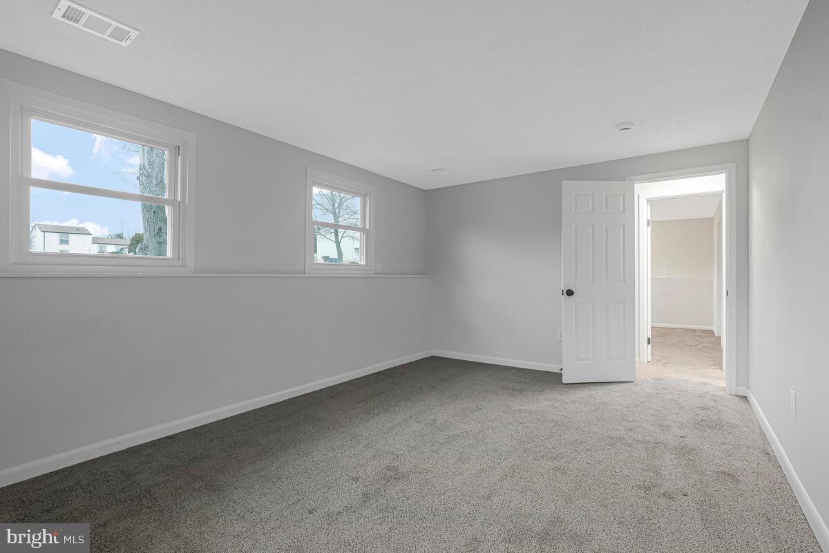 CLINTON WOODS - Residential Lease