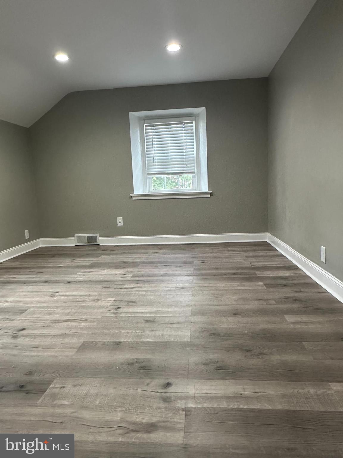 MINFFORD - Residential