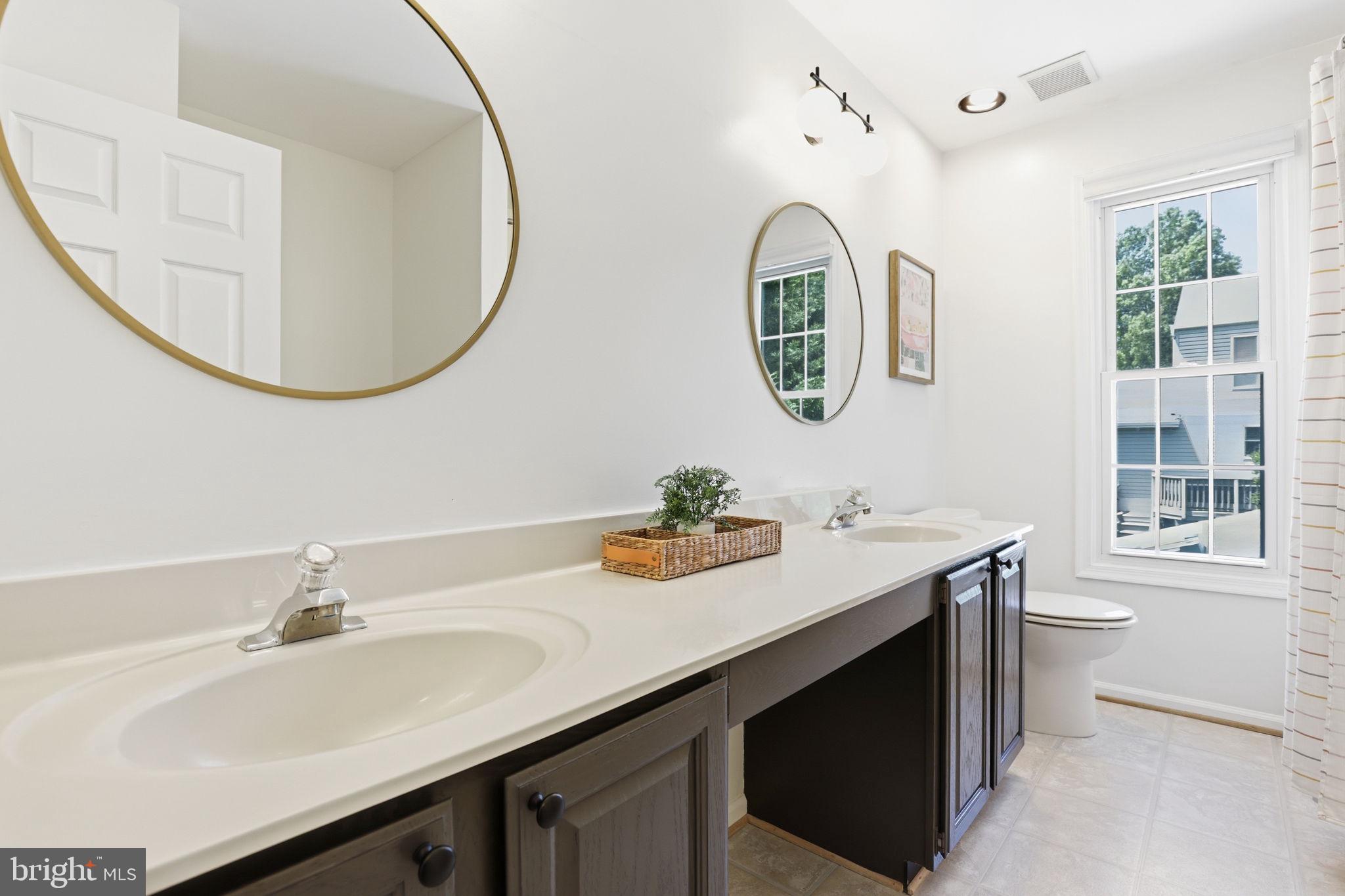 HASTINGS HUNT - Residential