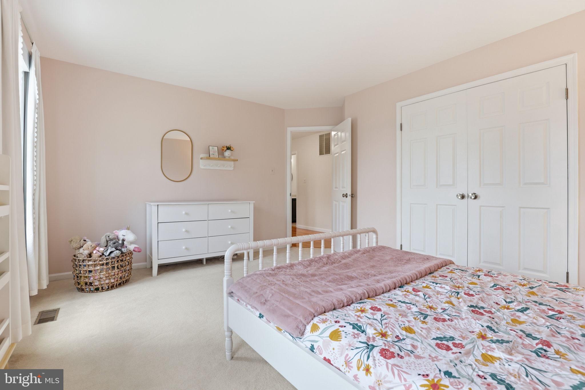HASTINGS HUNT - Residential