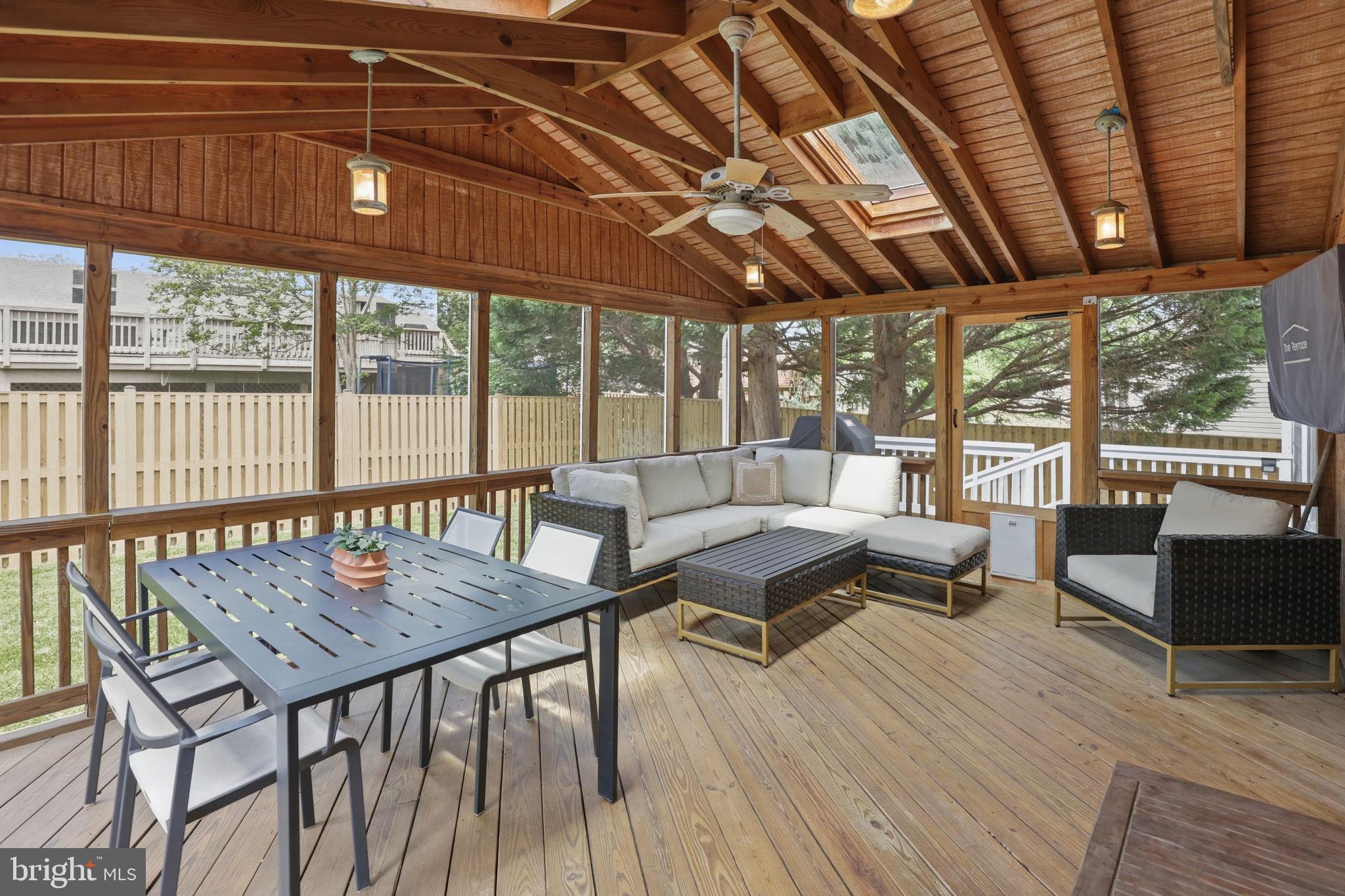 HASTINGS HUNT - Residential