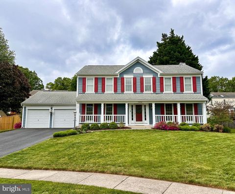 Photo of 1404 Rock Ridge Court, HERNDON, VA 20170 (MLS # VAFX2306800)