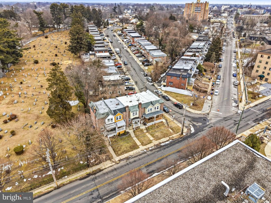 Photo of 408 W 15th Street, CHESTER, PA 19013 (MLS # PADE2108690)