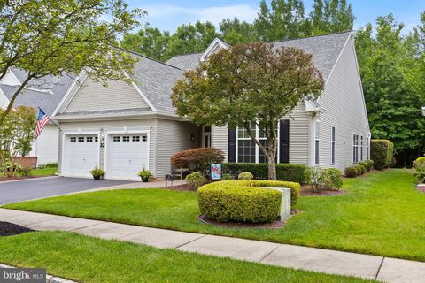 22 AMALFI HAMILTON NJ 08691