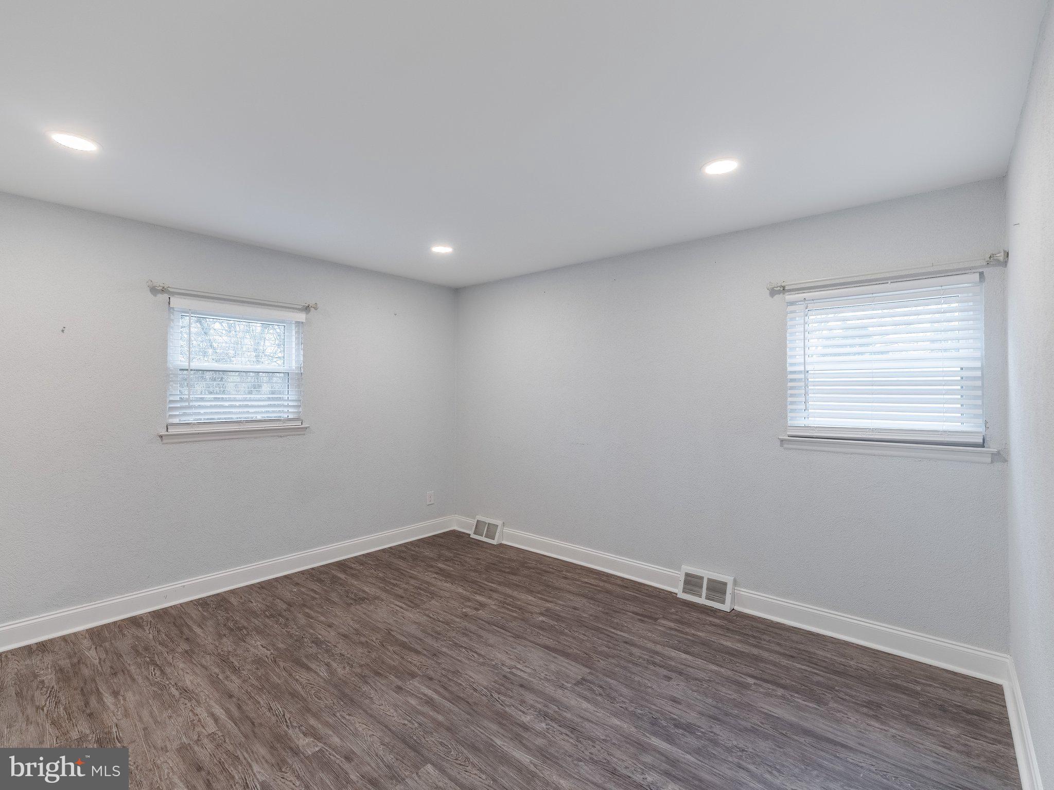 NORRIS HILLS - Residential