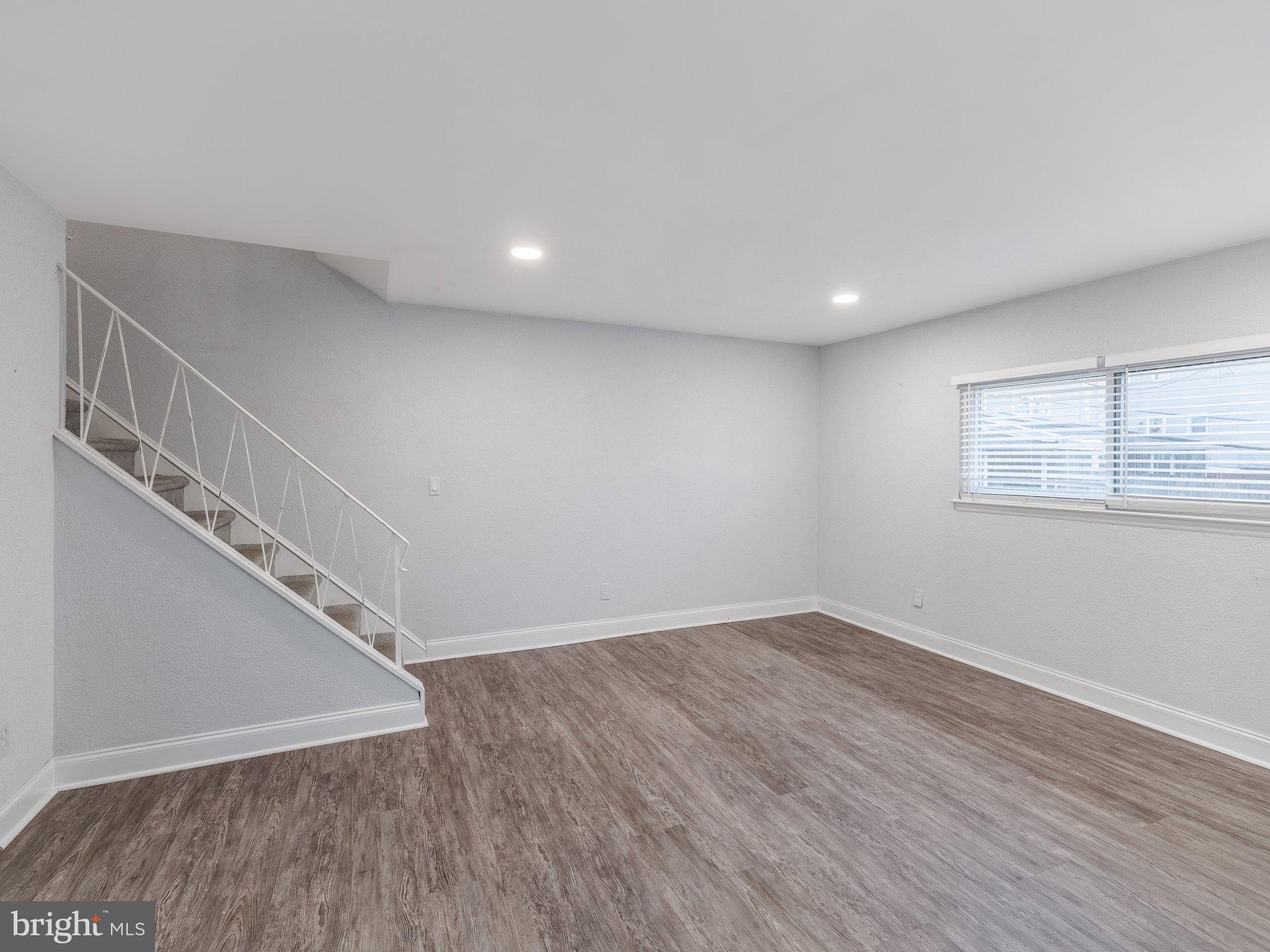 NORRIS HILLS - Residential