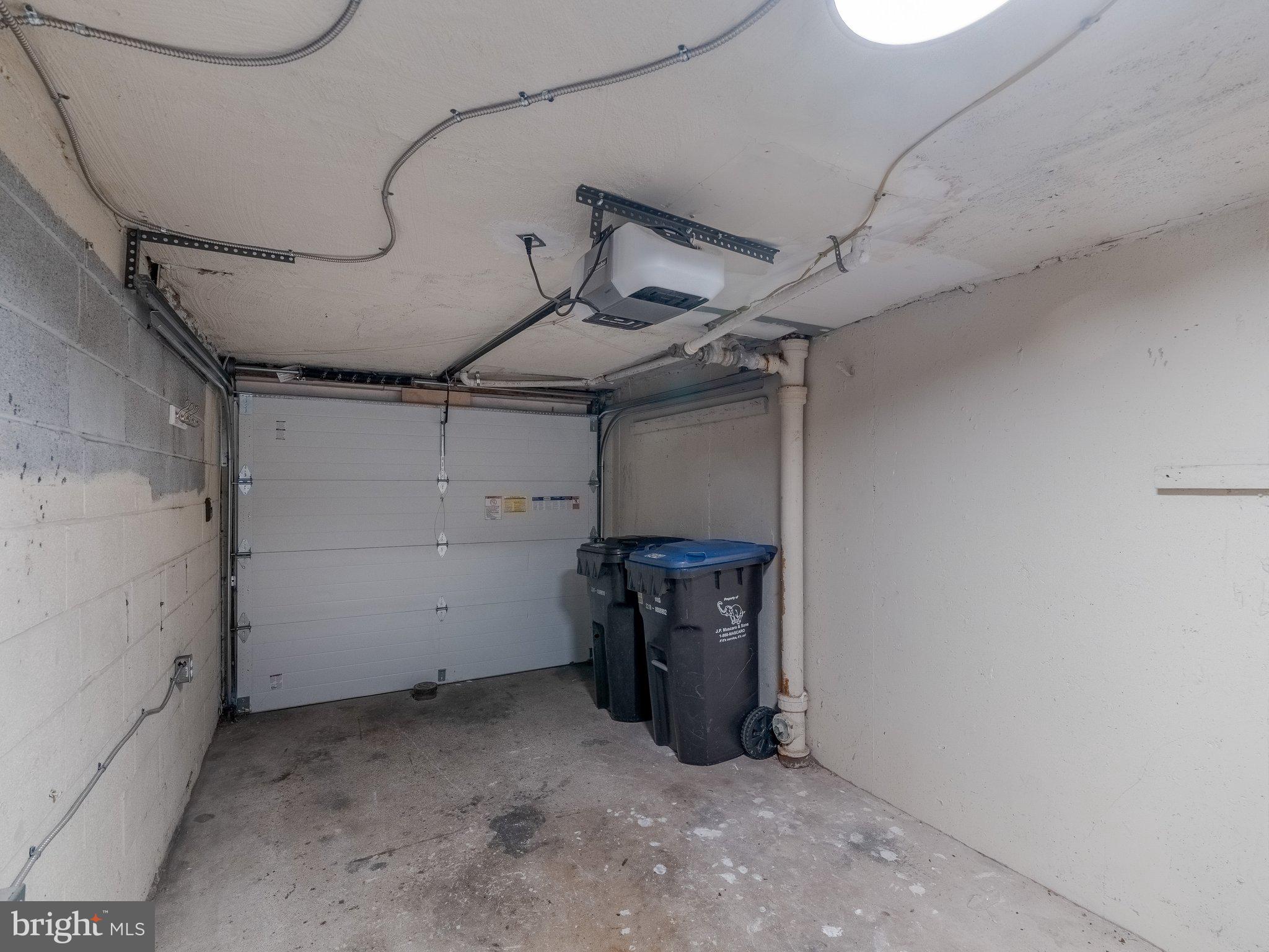 NORRIS HILLS - Residential