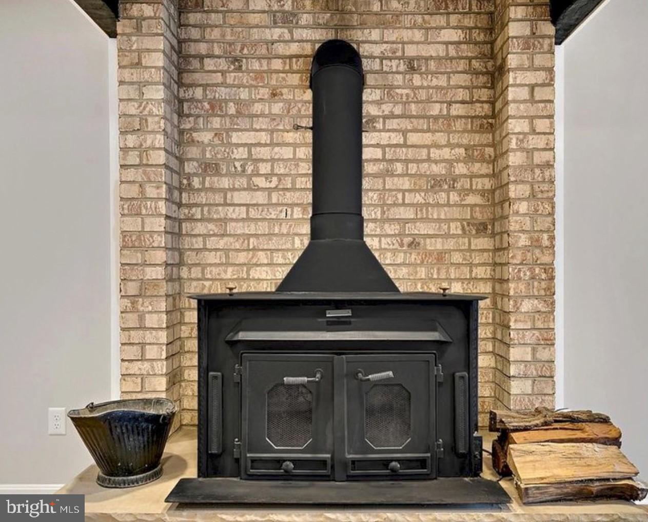 SCOTTS MOUNTAIN - Residential