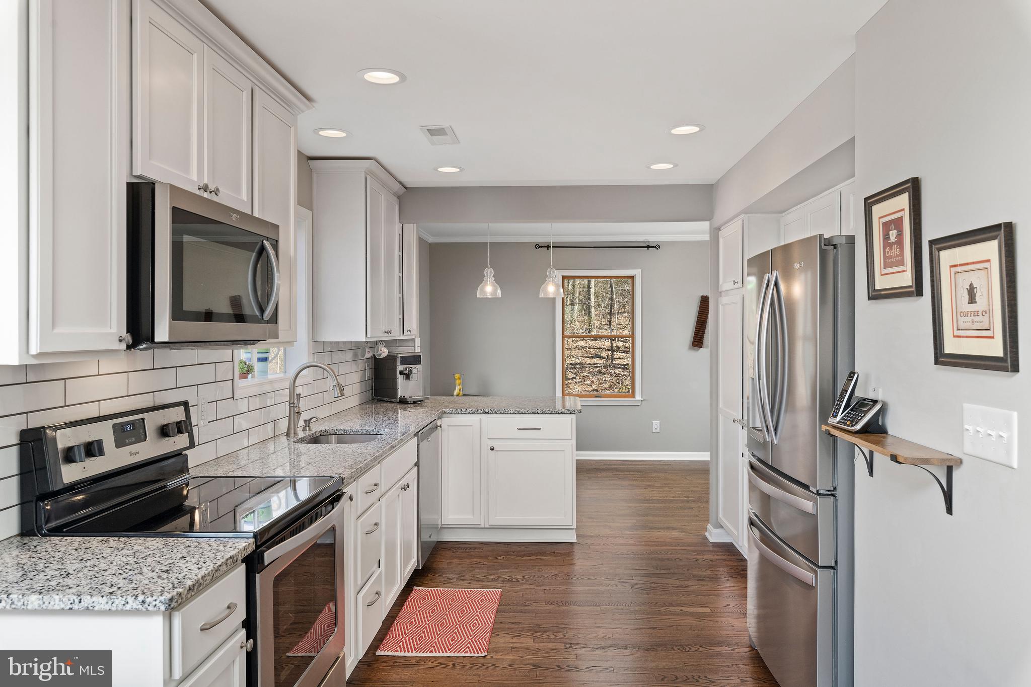 SCOTTS MOUNTAIN - Residential