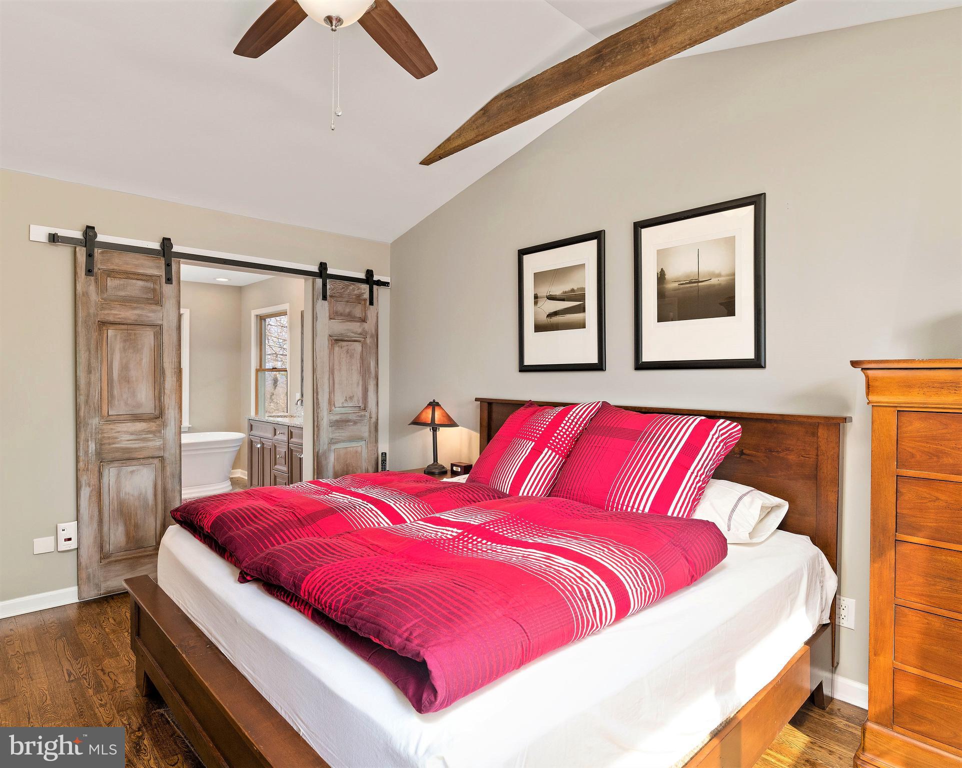 SCOTTS MOUNTAIN - Residential