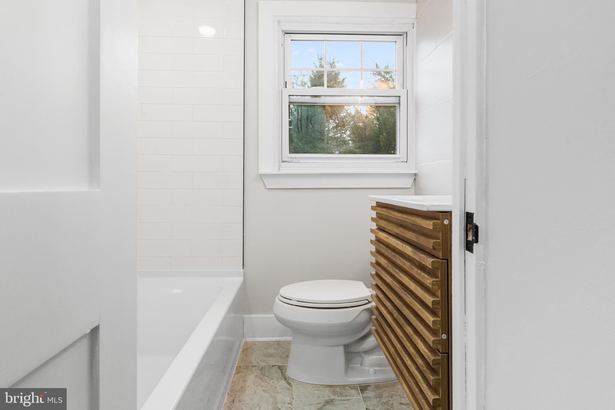 RIVERVIEW PARK - Residential