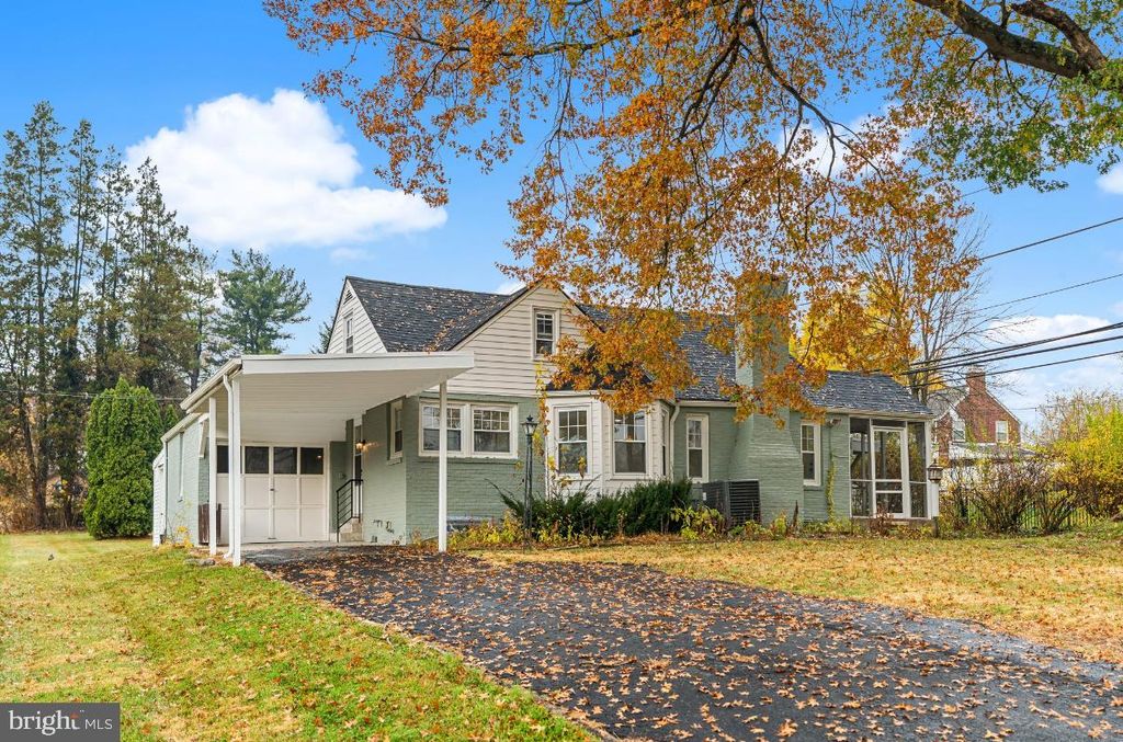 Photo of 817 Beach Street, READING, PA 19605 (MLS # PABK2065532)