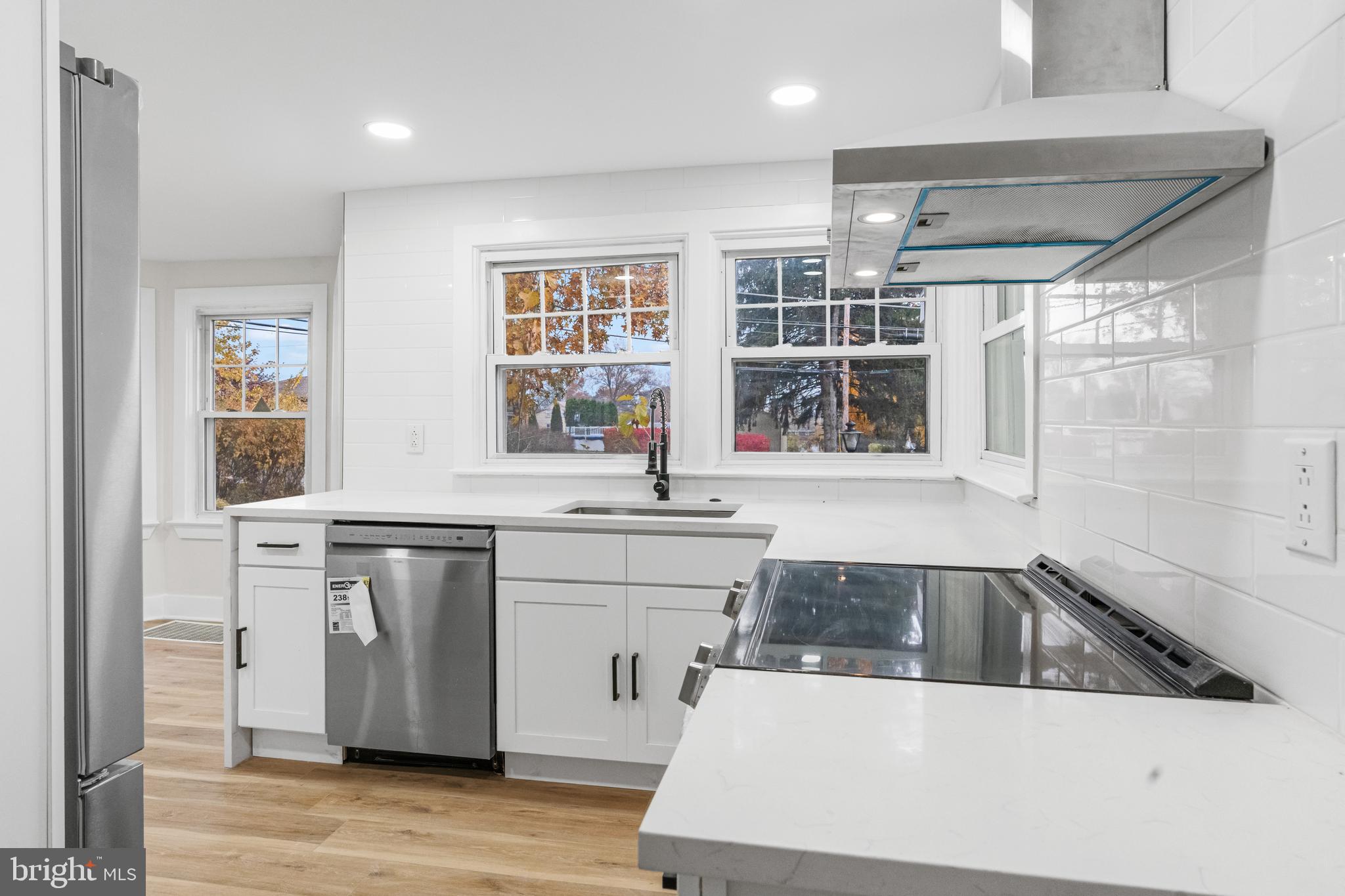 RIVERVIEW PARK - Residential